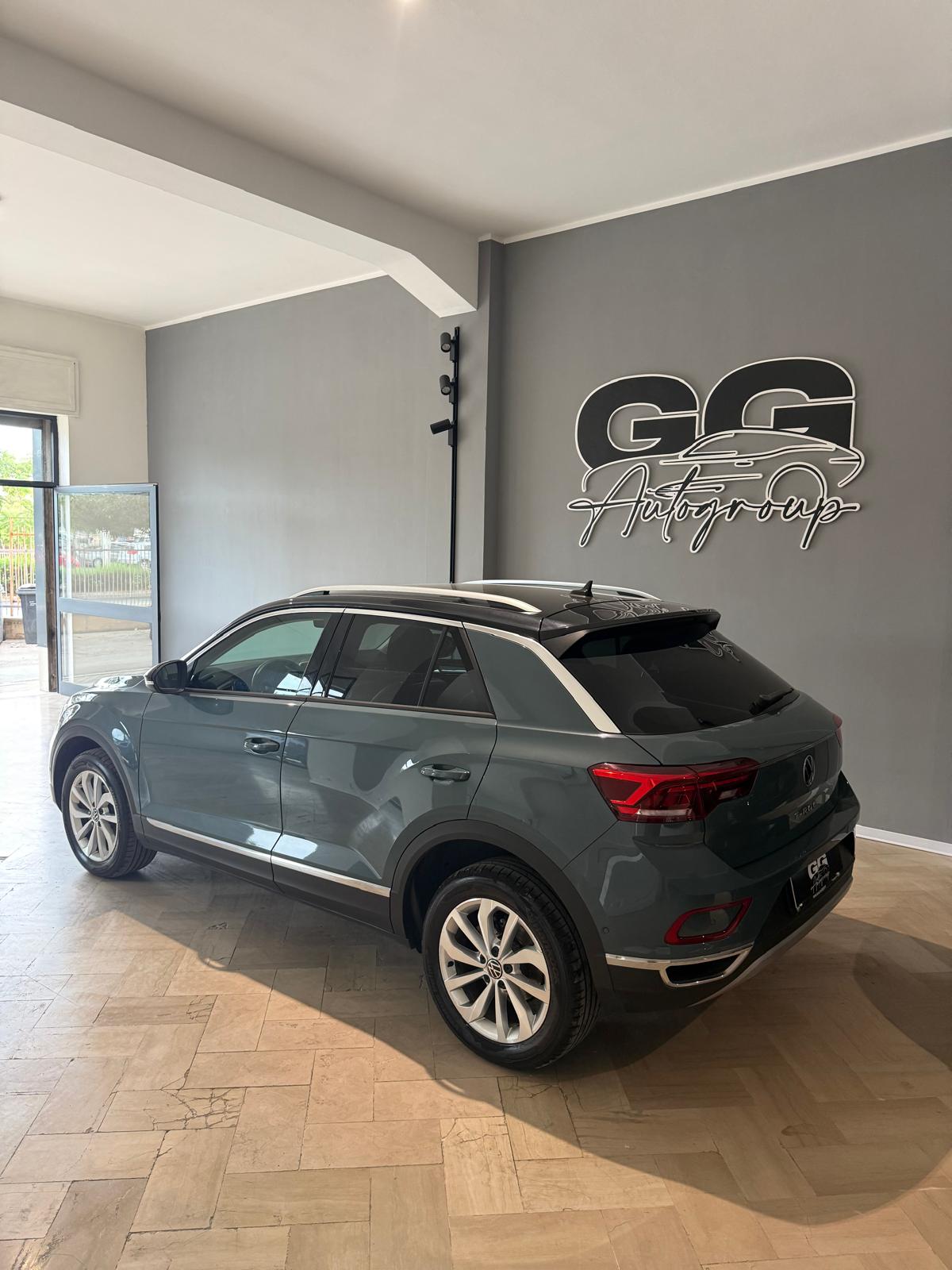 Volkswagen T-Roc 1.0 TSI Style 110CV - immagine 12