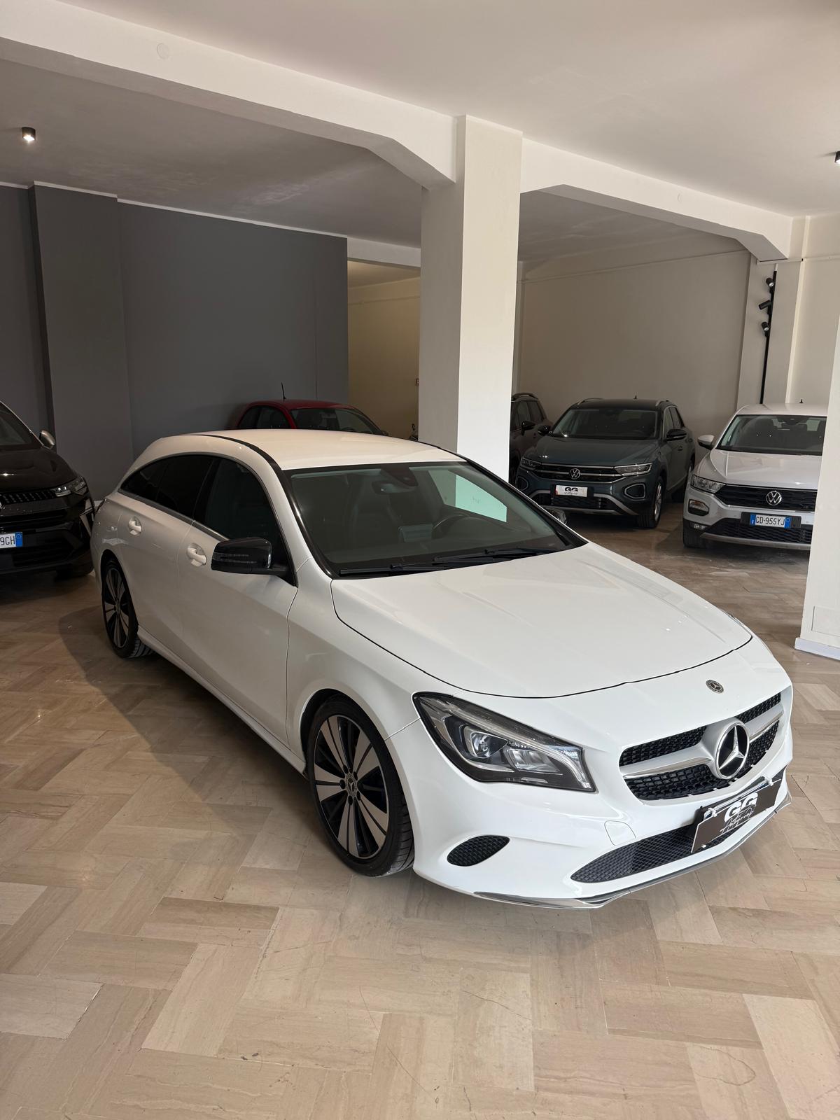 Mercedes-Benz CLA 200D Shooting Brake - immagine 3