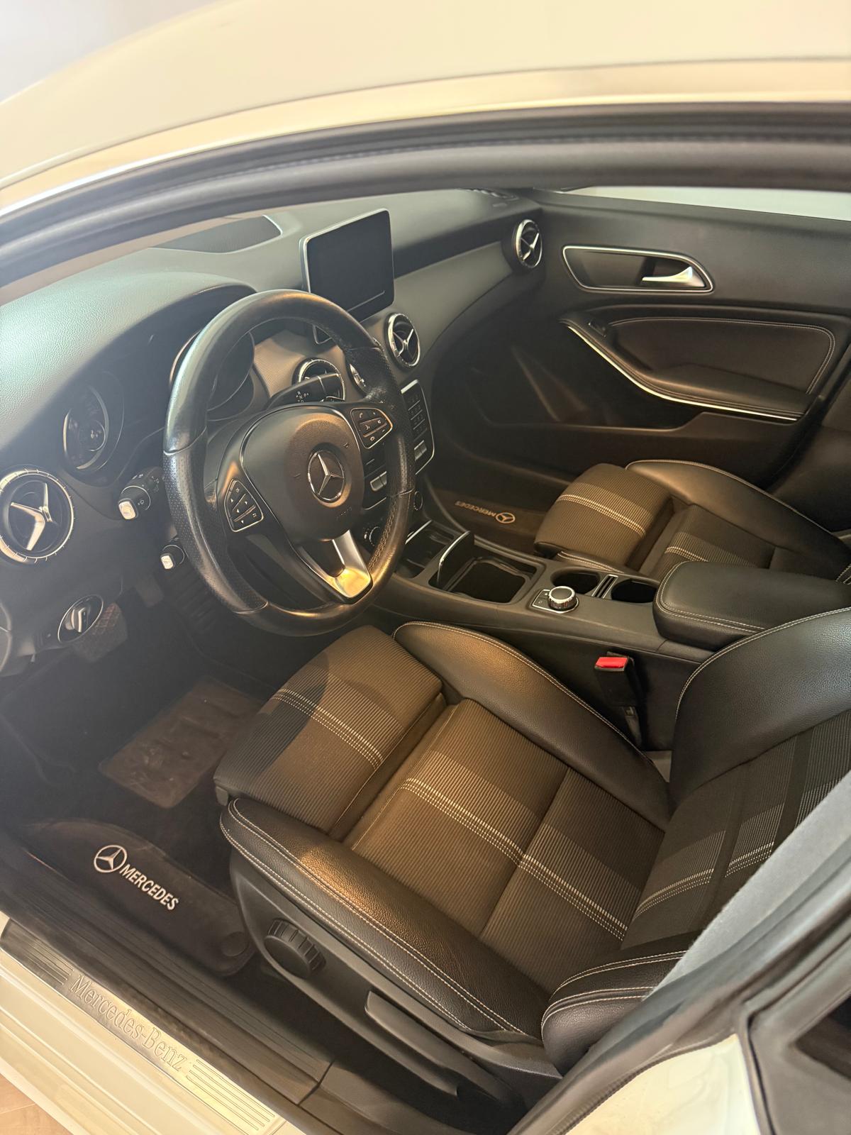 Mercedes-Benz CLA 200D Shooting Brake - immagine 9