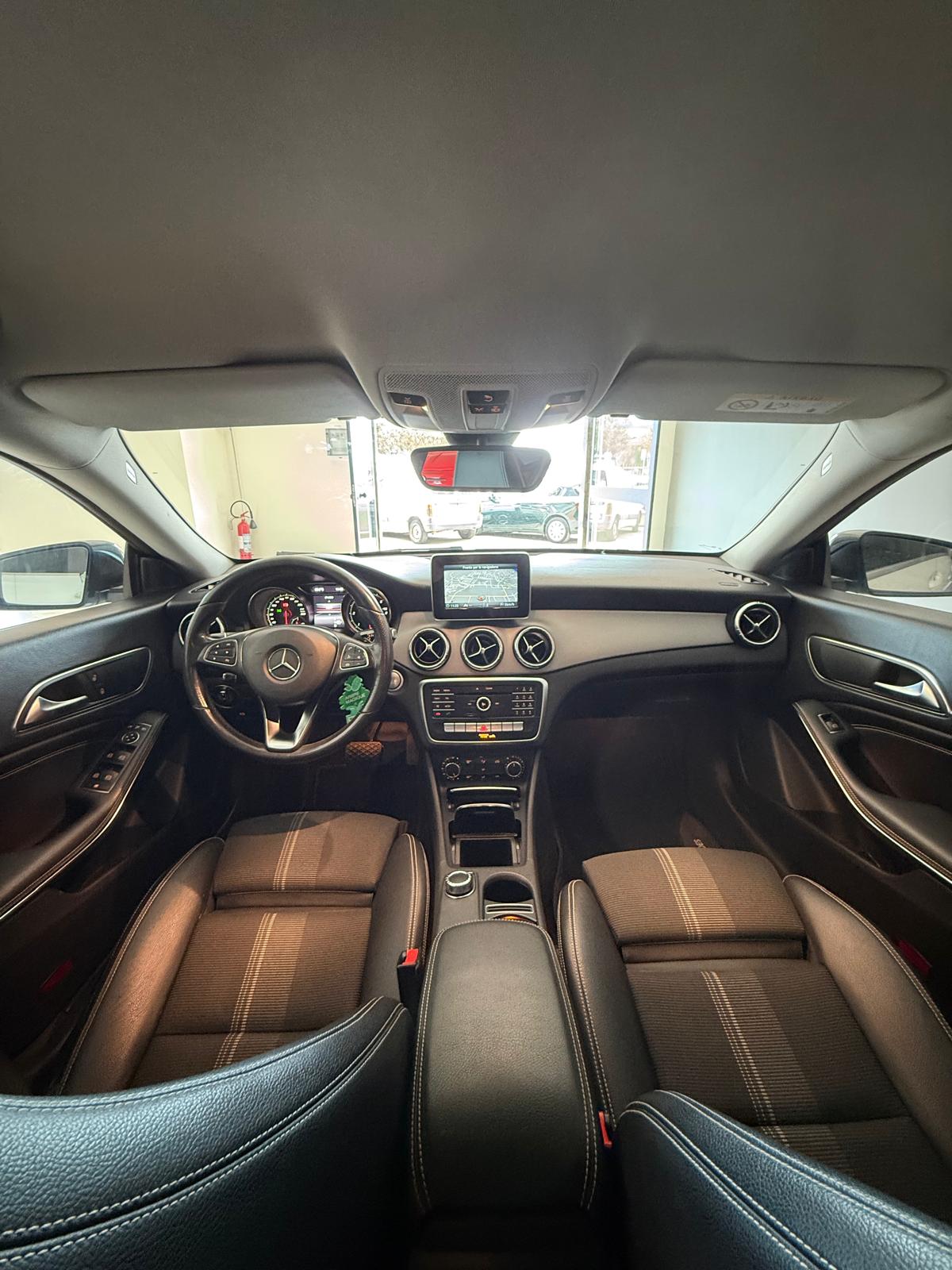 Mercedes-Benz CLA 200D Shooting Brake - immagine 7