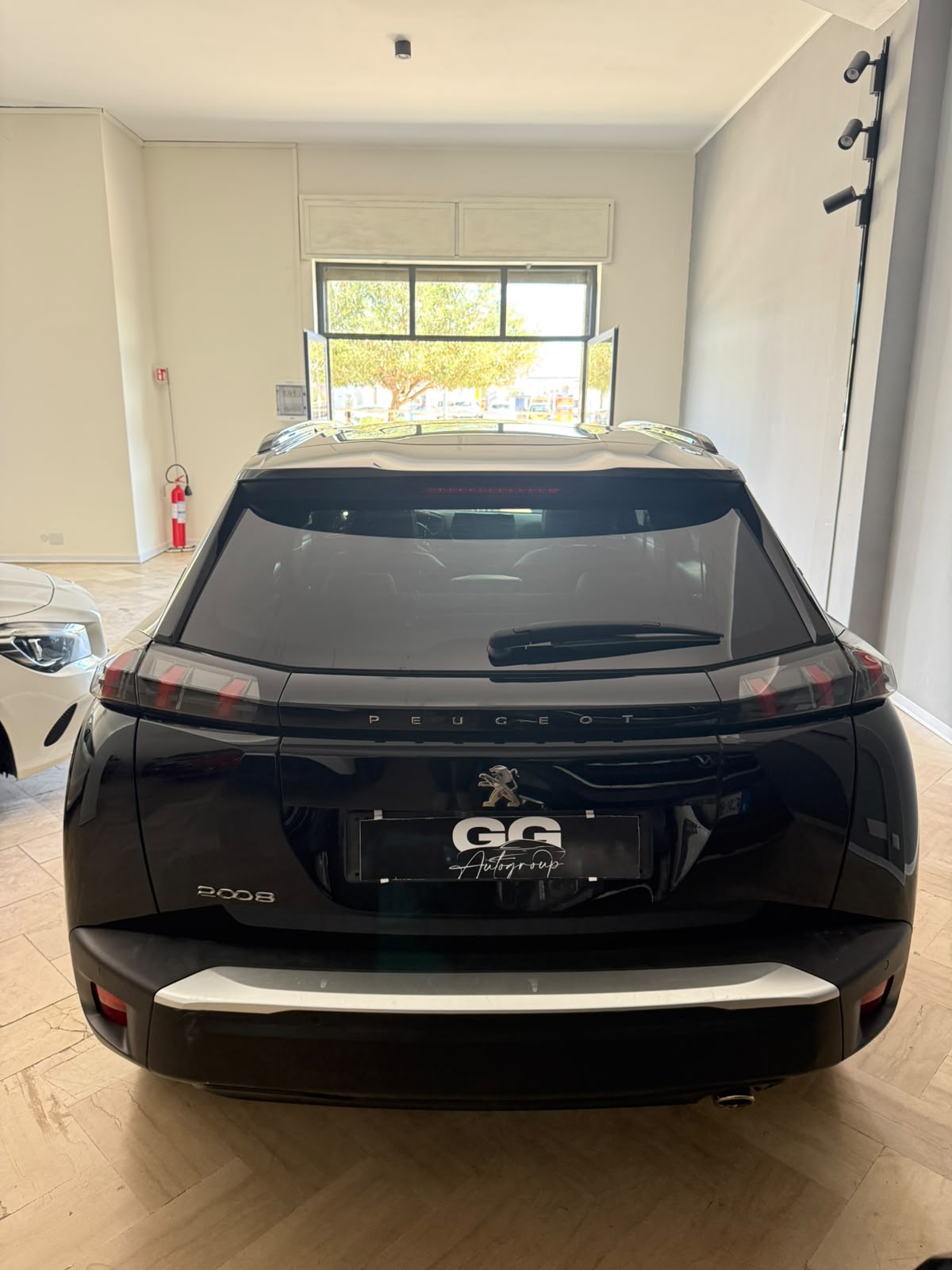 Peugeot 2008 1.5 bluehdi 130CV Allure - immagine 12