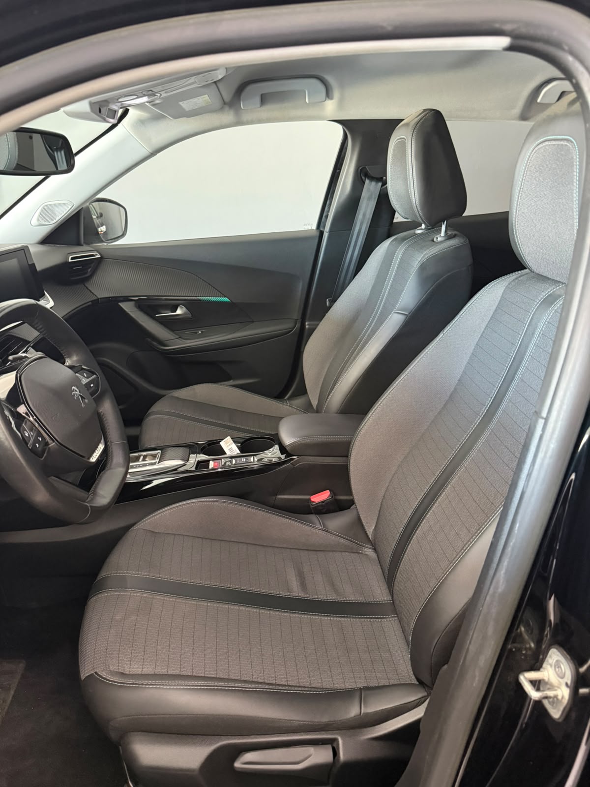 Peugeot 2008 1.5 bluehdi 130CV Allure - immagine 5