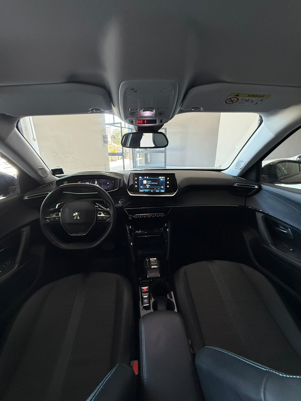 Peugeot 2008 1.5 bluehdi 130CV Allure - immagine 7